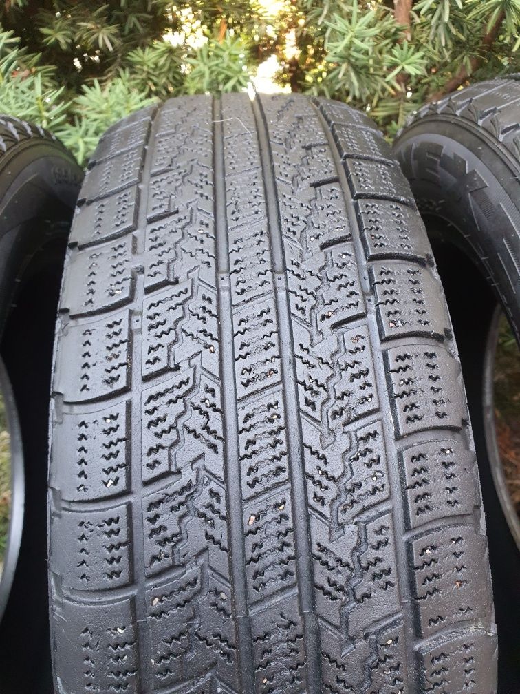 Шини 185/65R15 Nexen