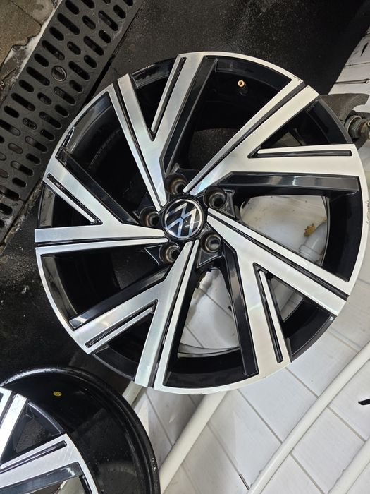 Felgi 5x112 golf 8 gti