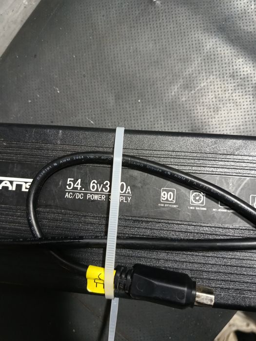 Зарядное устройство Fischer електровелосипед  48 v 5 pin