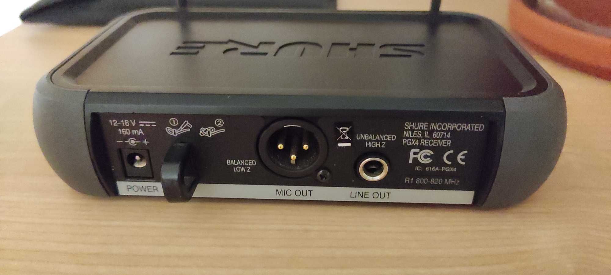 SHURE PGX 4 станція для мікрофону, база для радіомікрофона.