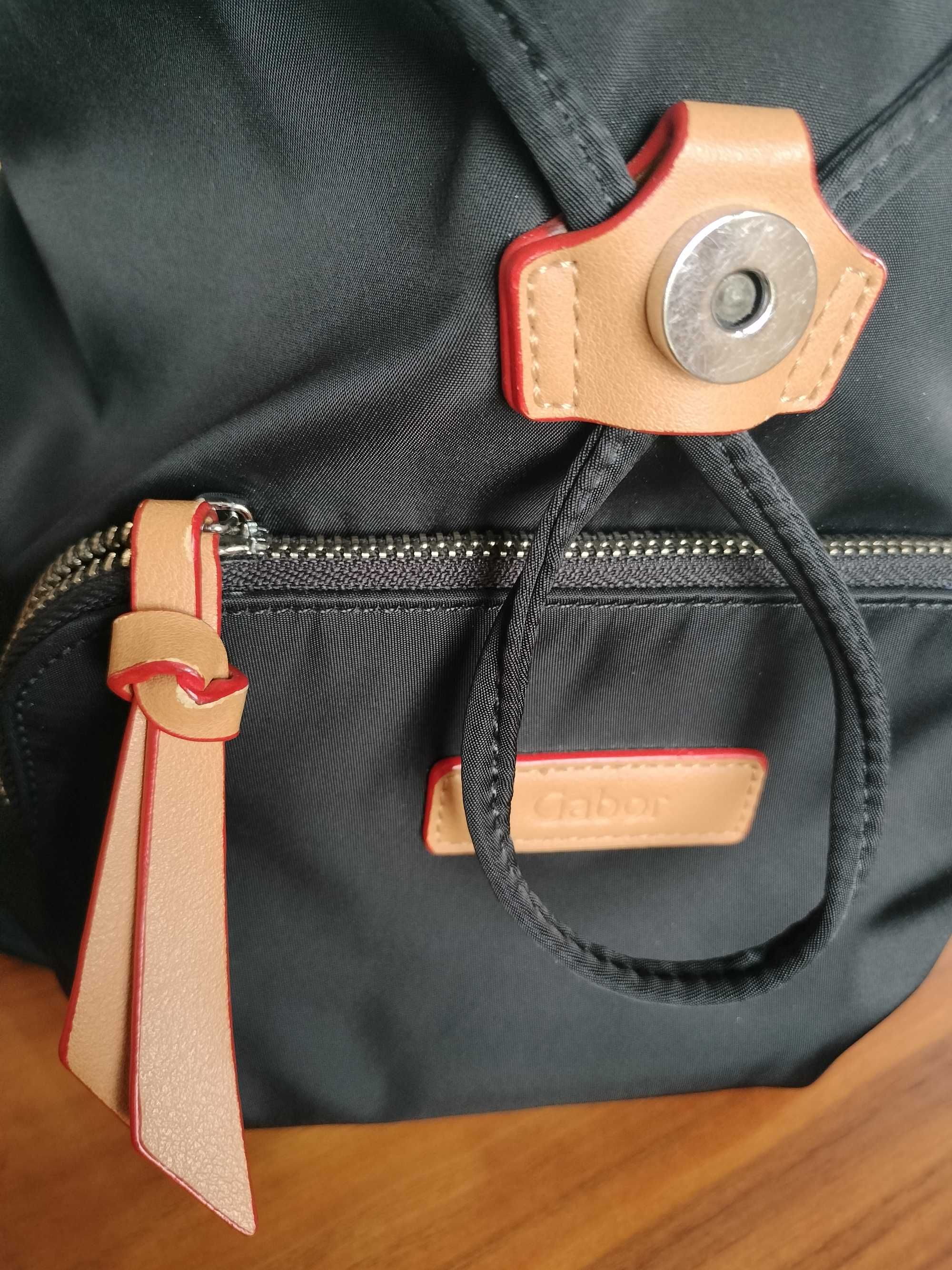 Mala Mochila Preta Gabor