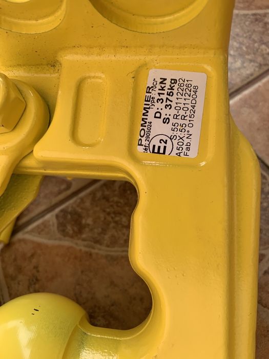 Фаркоп Мерседес рено