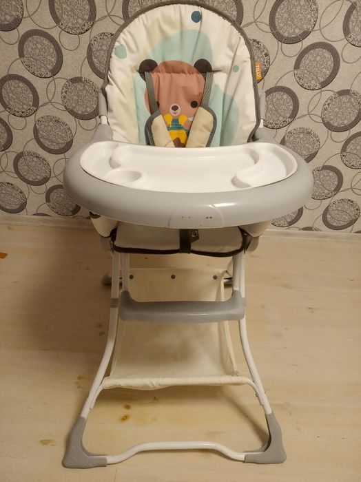 Стільчик для годування