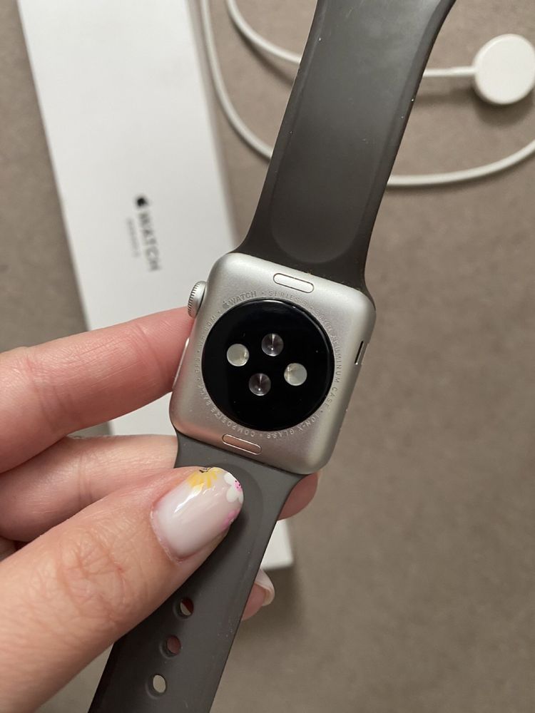Apple Watch series 3.38