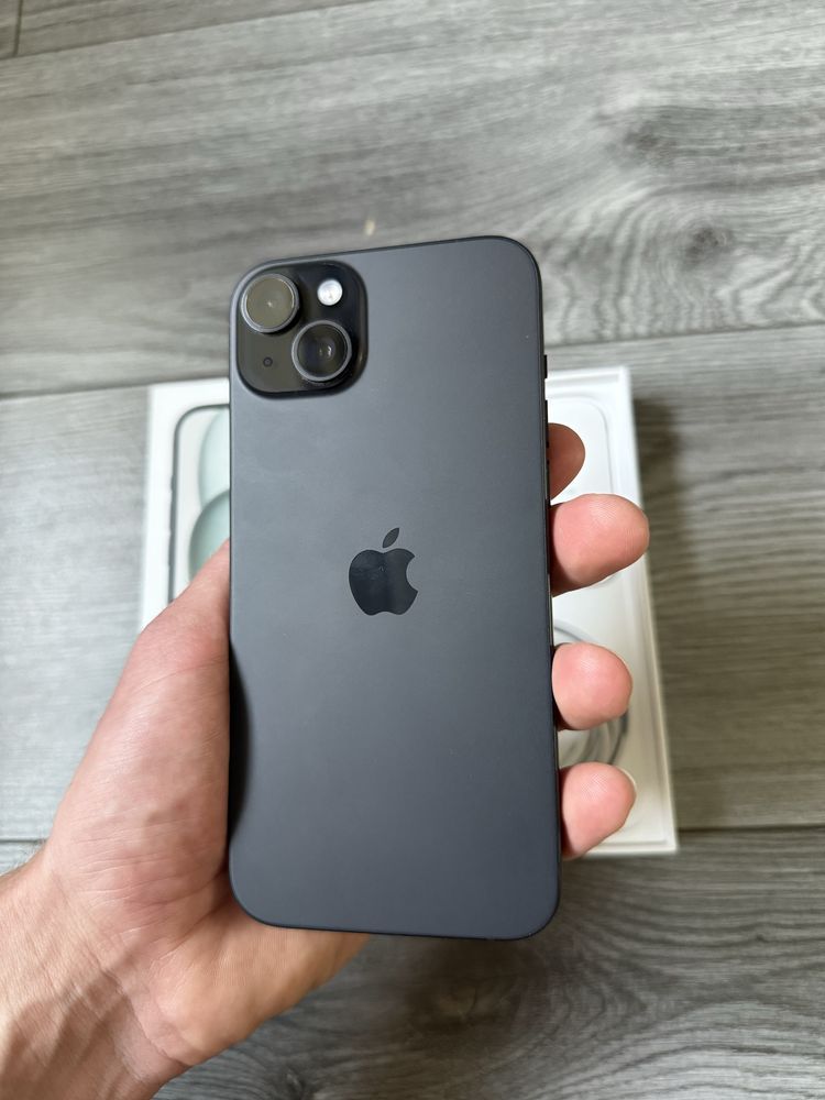 IPhone 15 plus Idealny