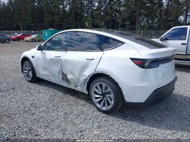 2026 TESLA MODEL Y Performance