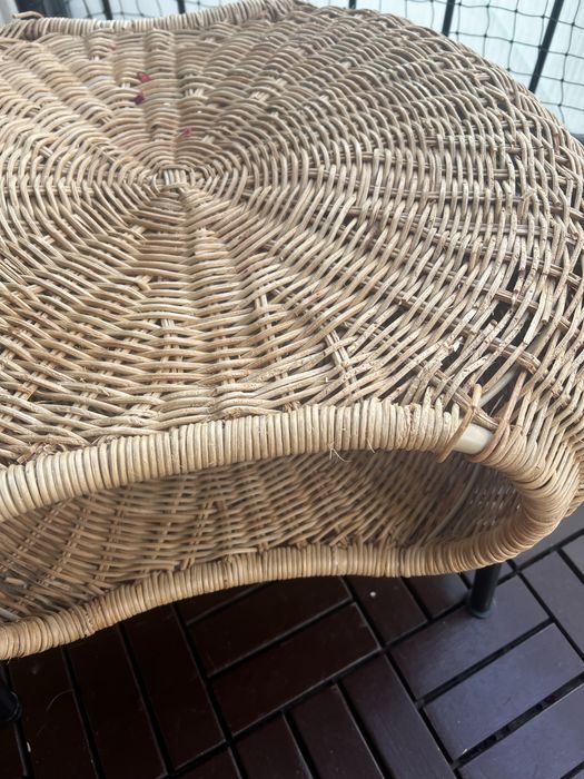 Podnóżek ze schowkiem GAMLEHULT ikea stolik