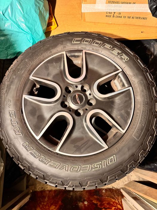 Jak nowe - Opony Cooper Discovery AT3 - 215/65/17 - DOT 0222
