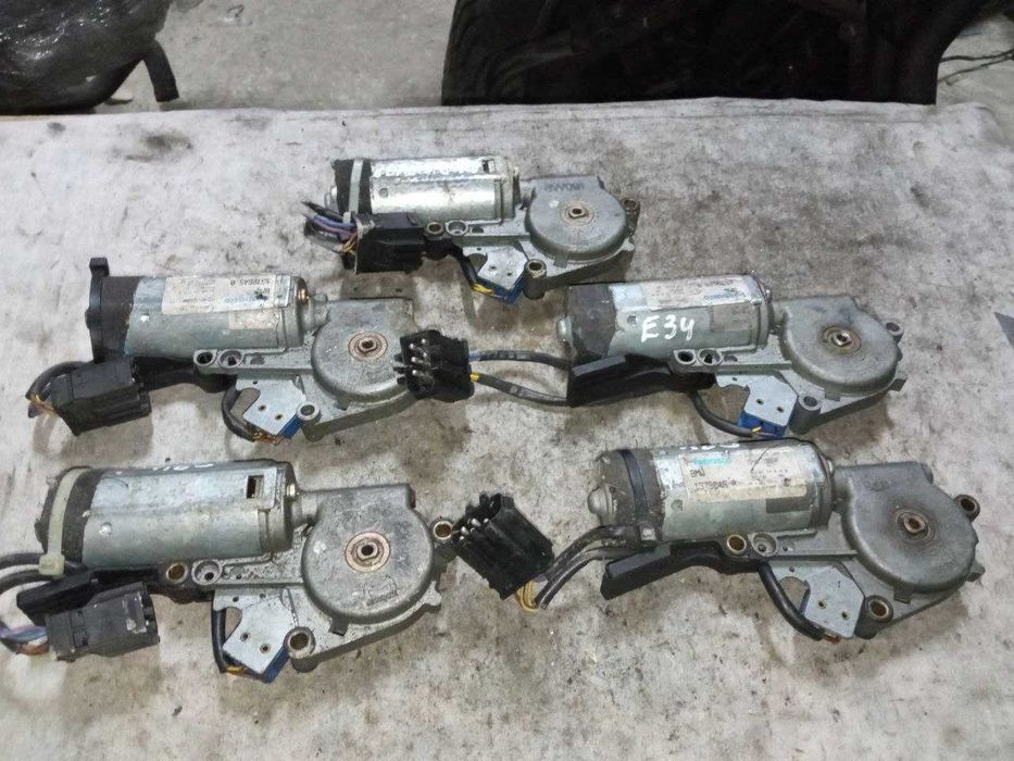 Моторчик люка BMW E32 E34 Webasto SWF 403198 13786450 Авторозборка