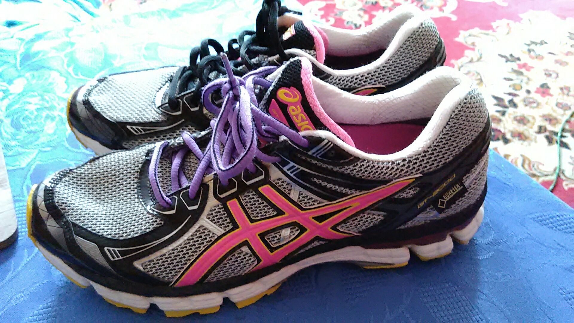 Asics.  Gt 2000. Obniżka