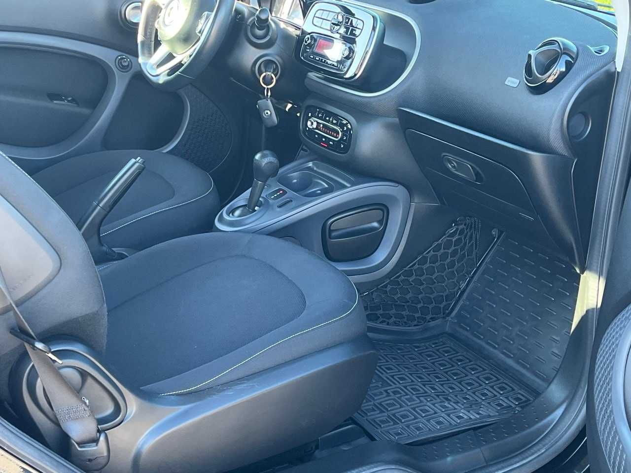Продам Smart Fortwo 2017. Можна в розстрочку, під викуп