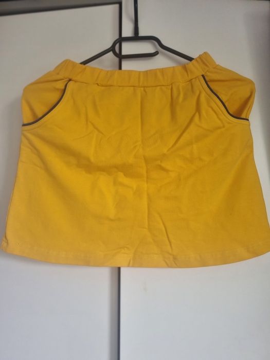 Spódniczka Carry r. 134
