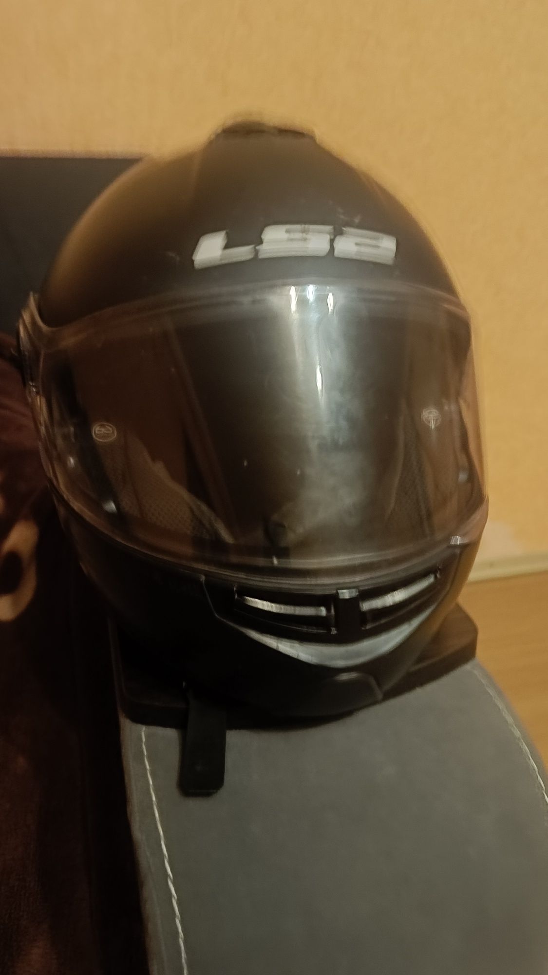 Шолом Мотошлем LS2