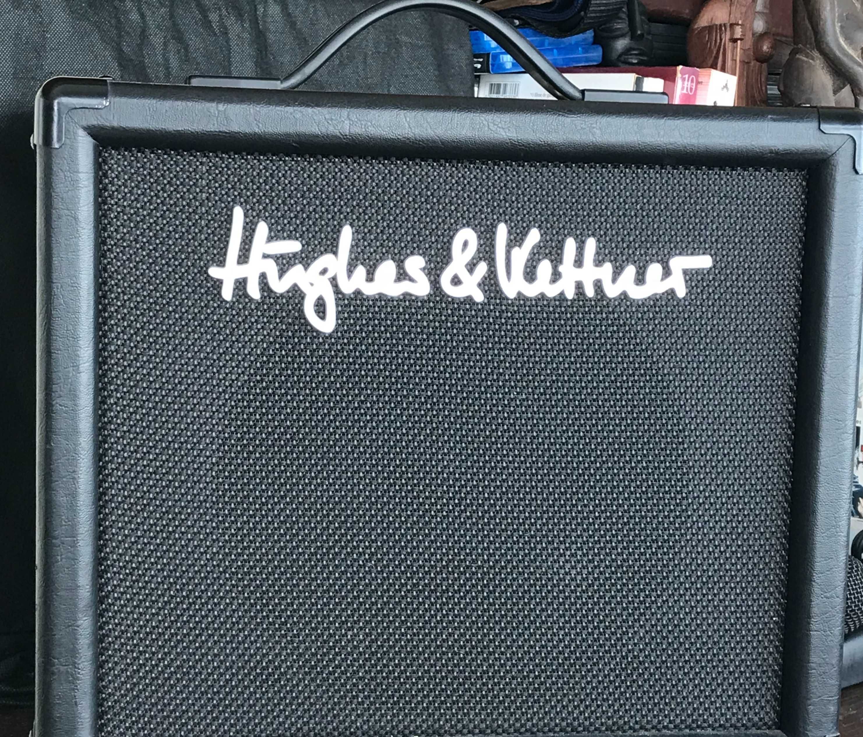 Amplificador a Válvulas - Mini Combo : Hughes&Kettner Tubemeister 18.