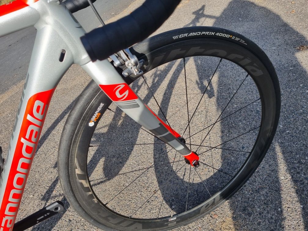 Rower szosowy kolarka Cannondale Caad 10 Ultegra Di2 Rotor Vittoria