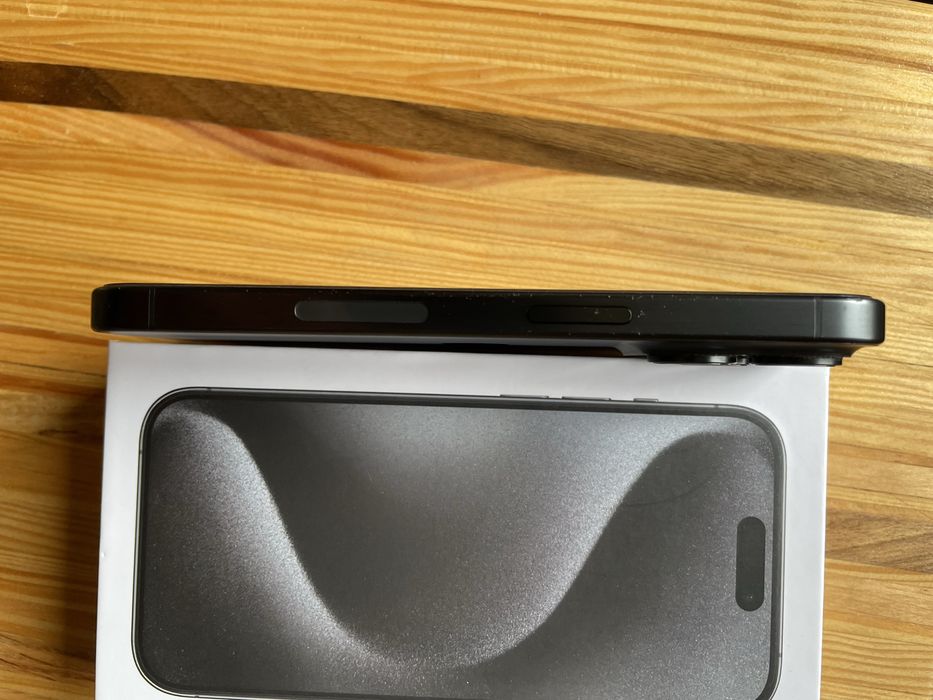 iPhone 15 Pro 128 GB Black Titanium