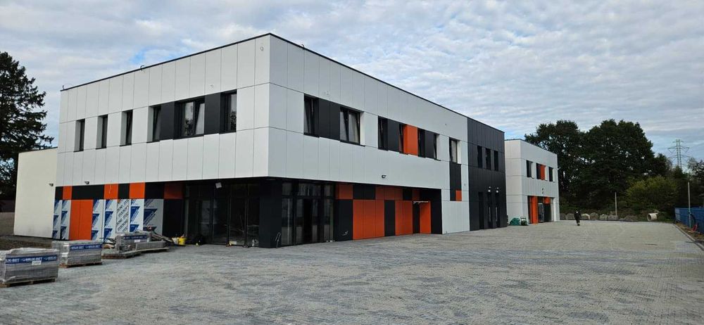 Lokal użytkowy na wynajem w Brzesku 192m2