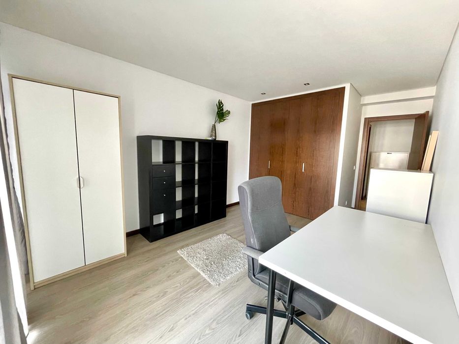 Arrenda-se T3 Mobilado- Leiria