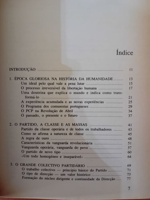 O Partido com paredes de vidro