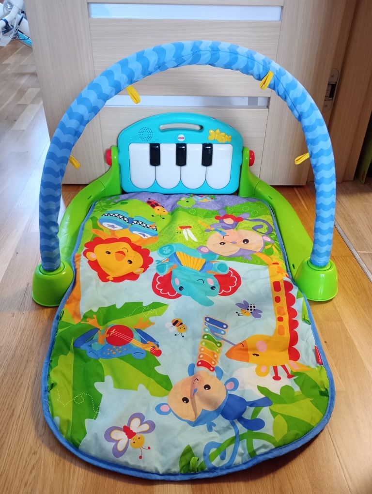 Mata Fisher price z pianinkiem