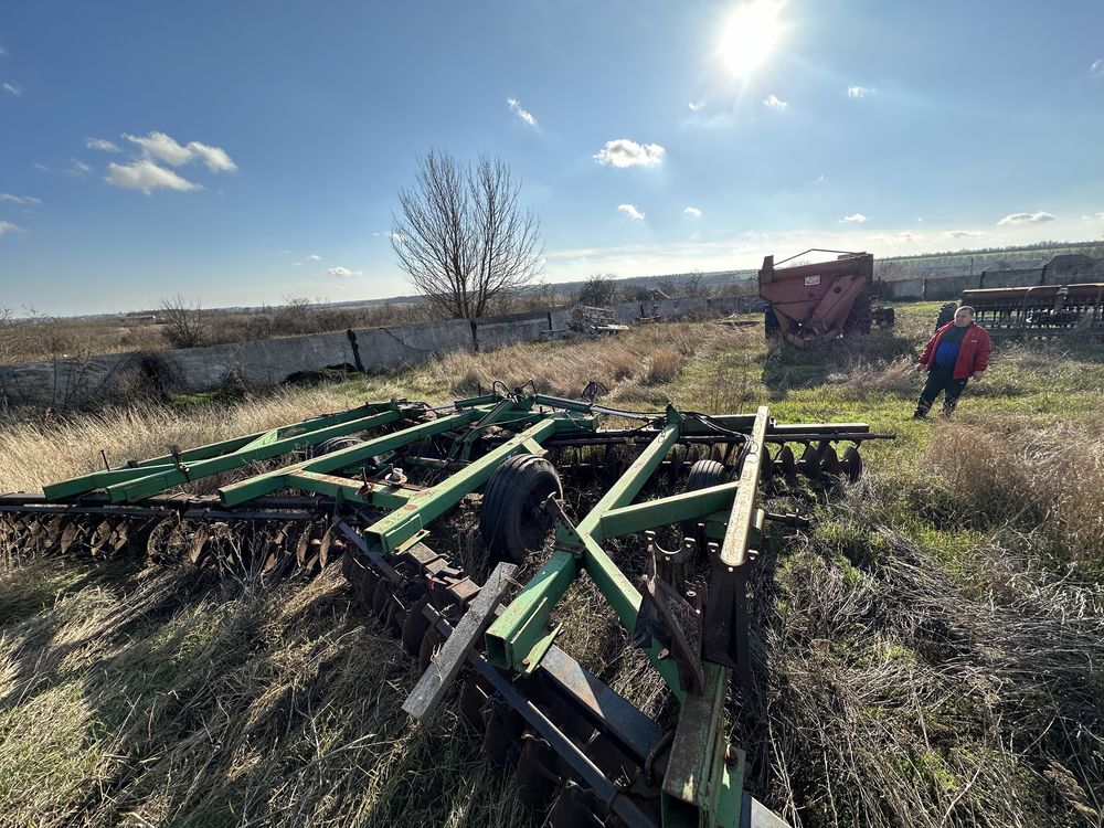 Дискова борона John Deere 800