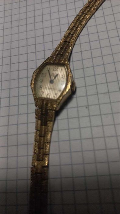 Часы Луч женские. 17 камней