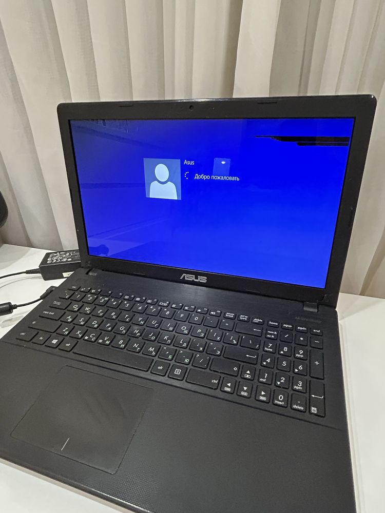 Ноутбук ASUS R512М
