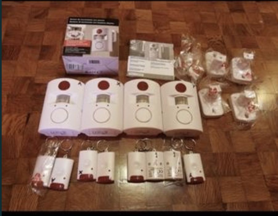 4 sensores de movimento com alarme e comando