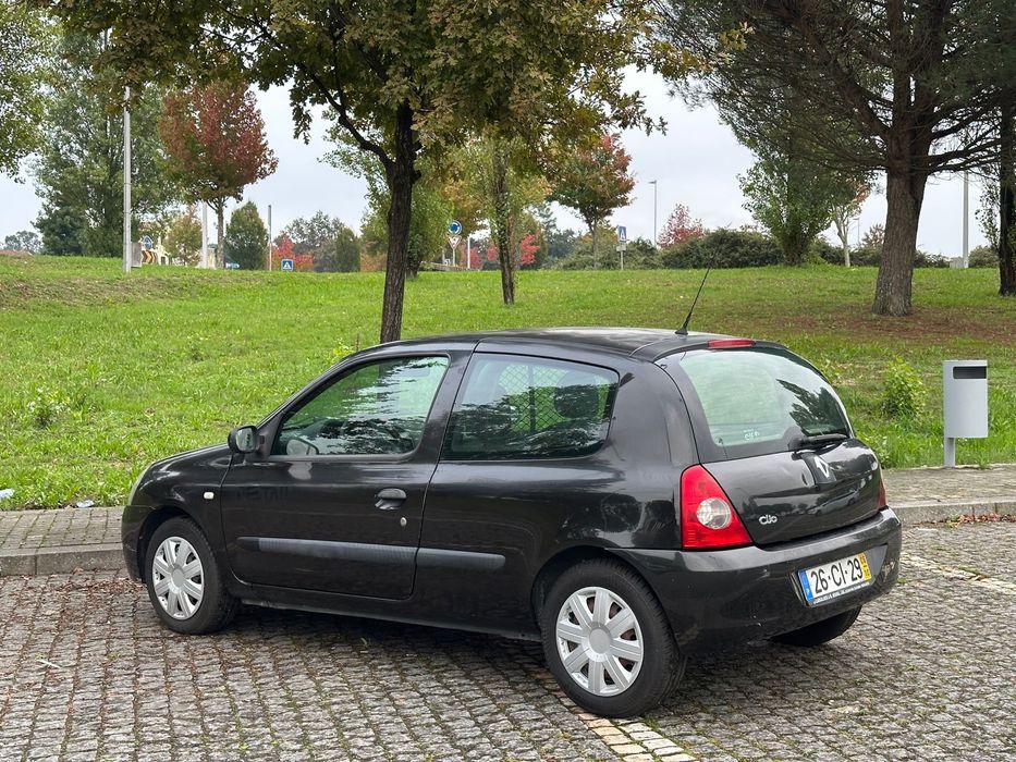 Renault Clio Van 1.5 dci revisoes todas na marca