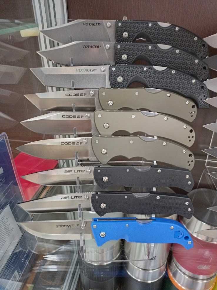 Складные ножи Spyderco