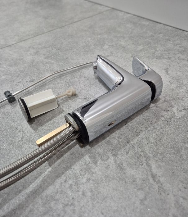 Продам змішувач Hansgrohe Logis