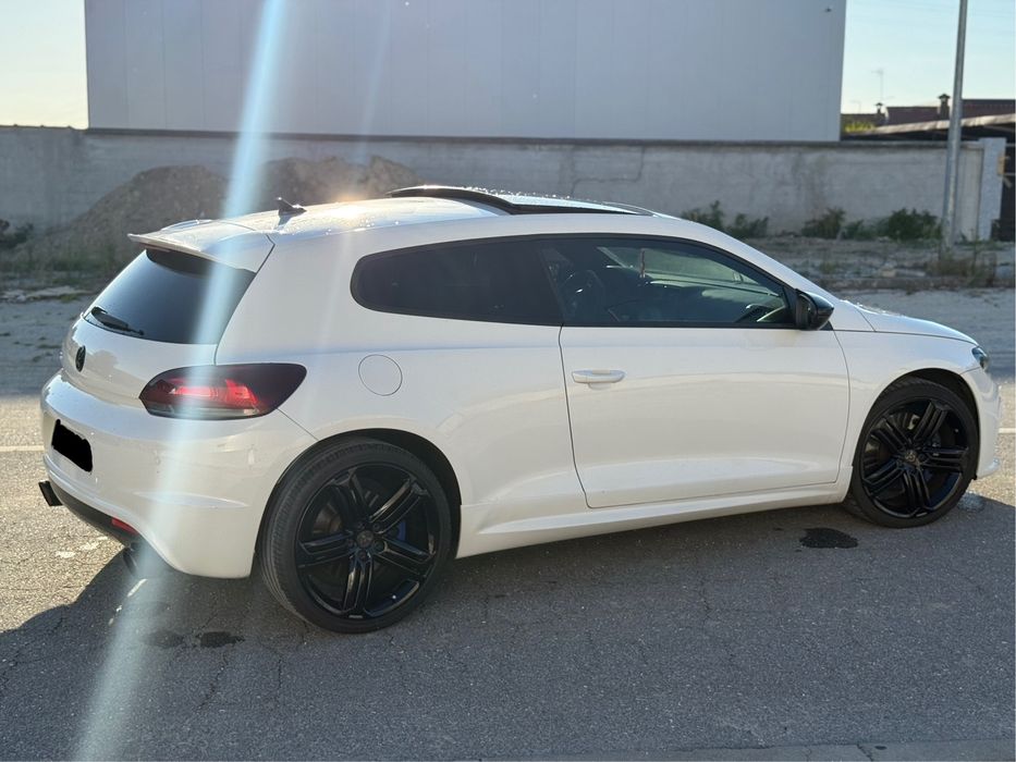 Volkswagen Scirocco R DSG