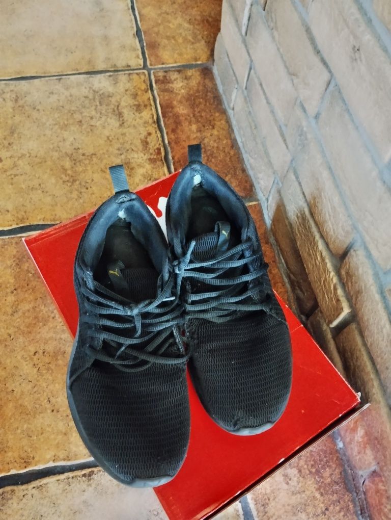 Buty czarne Puma rozm40
