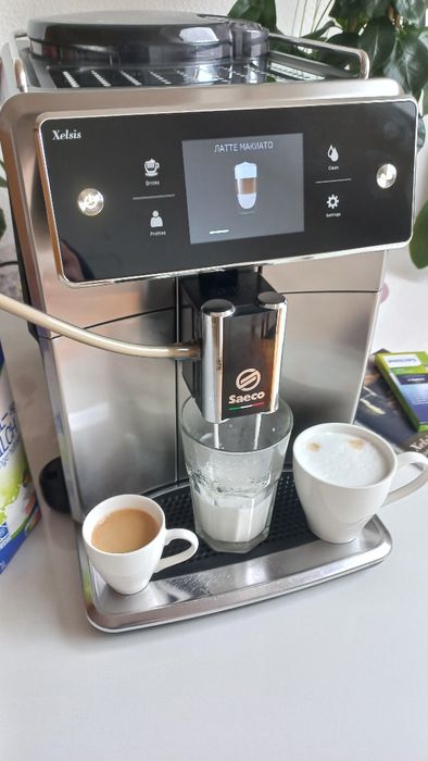 Кавомашина Saeco Xelsis SM7583
