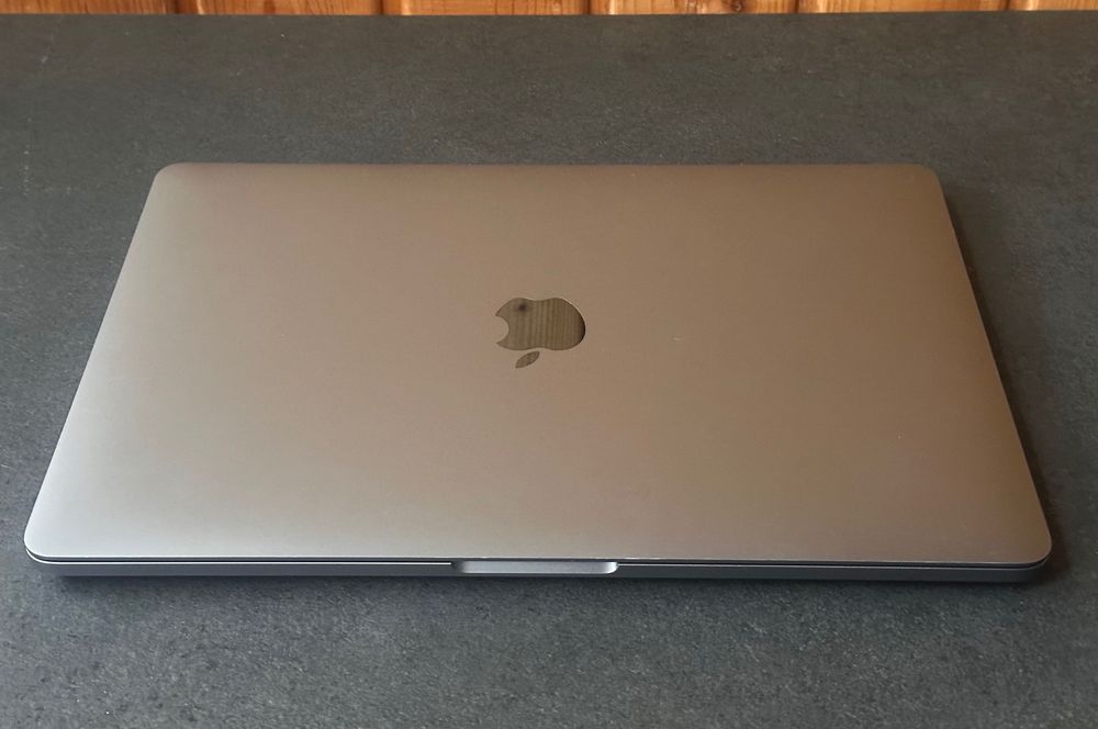 MacBook Pro M1 A2338 16GB Space gray 13" 2020 гарний стан АКБ 95 Київ