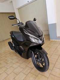 Honda PCX toda revisionada