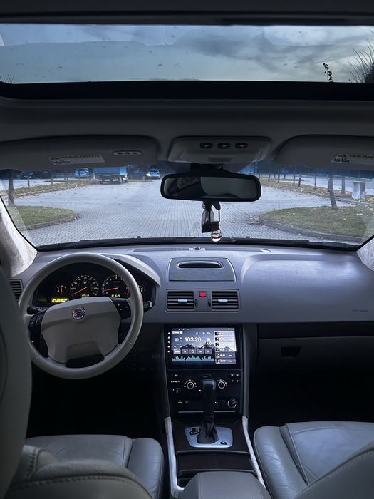 Sprzedam Volvo XC90 - 2.5 T