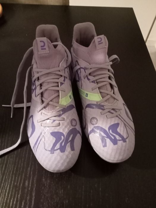 Botas futebol 37