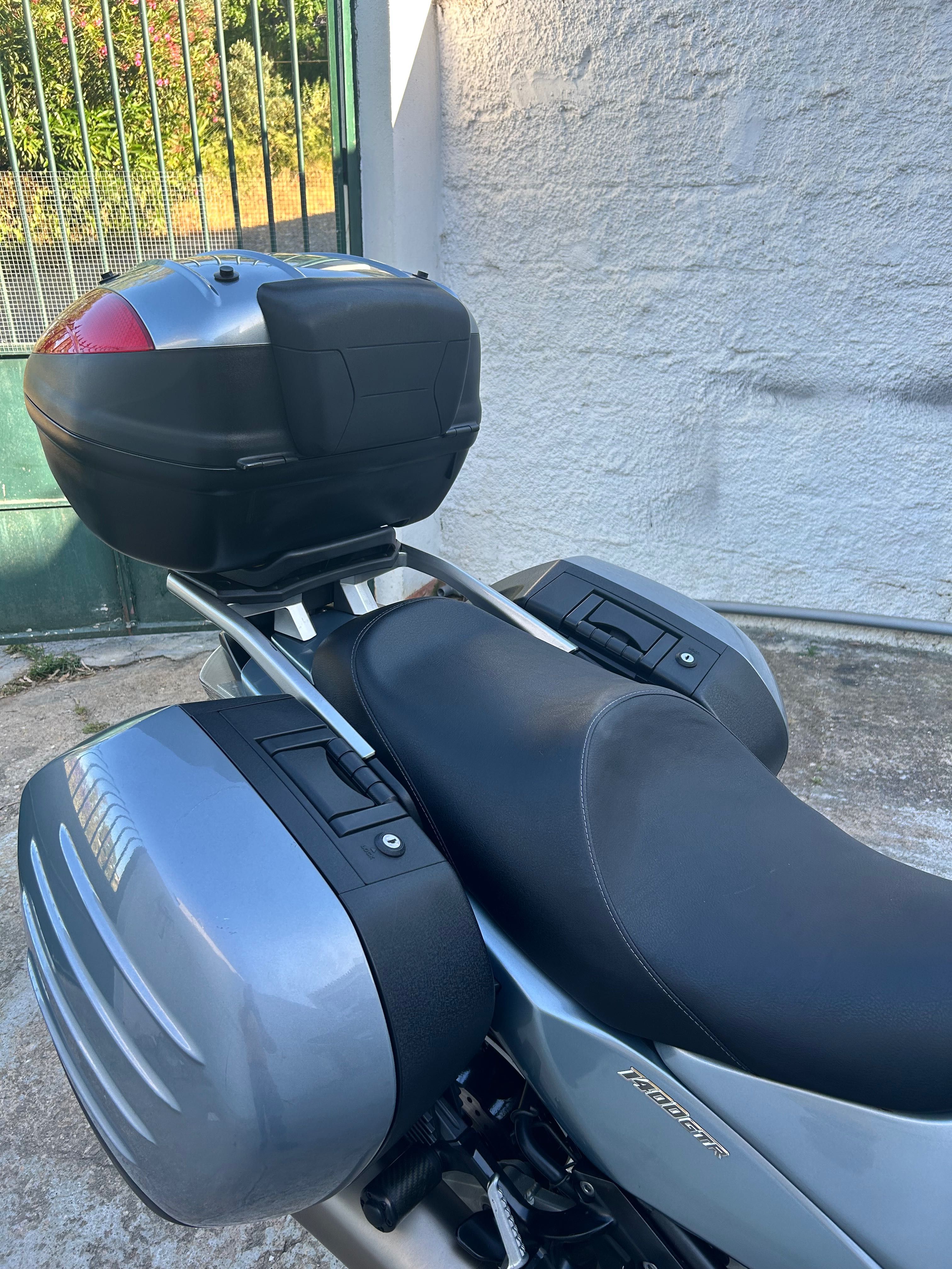 Kawasaki GTR 1400