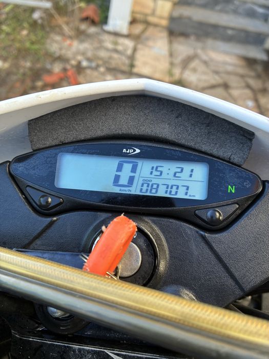 AJP PR4-125 PRO-Supermotard de 2018, A1