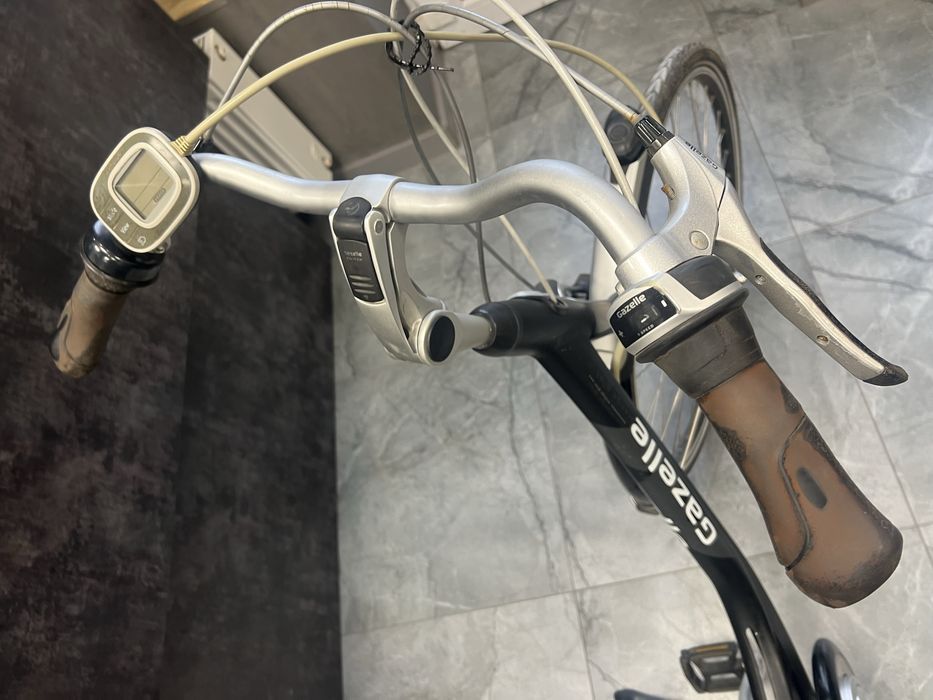 Rower elektryczny GAZELLE ORANGE 36v do naprawy/ skompletowania