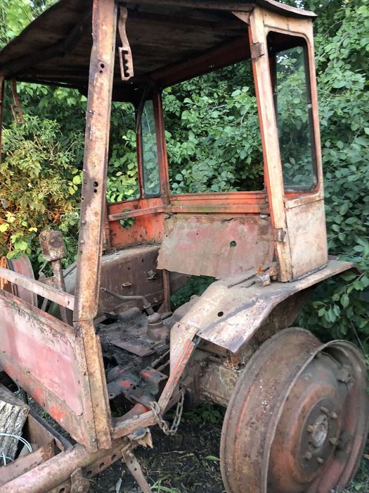 Продам трактор Т16