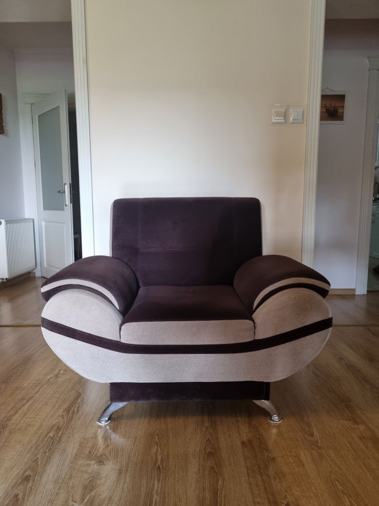 Wypoczynek, sofa +fotel stan bardzo dobry