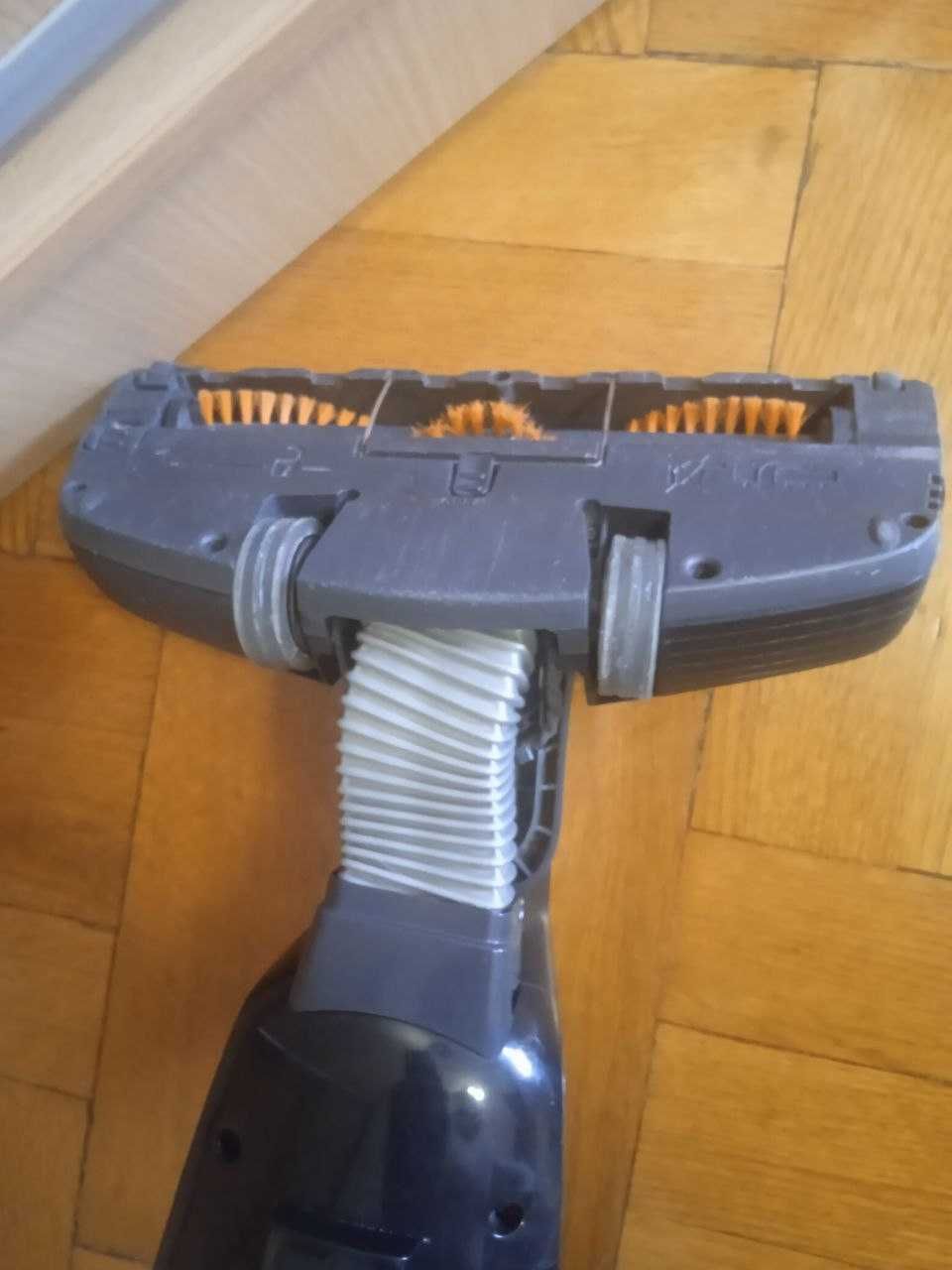 Ручной пылесос Electrolux Ergorapido Classic EERC70EB, новый аккум.