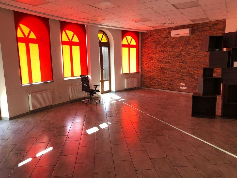 Офісна будівля 690кв.м. Свій двір. Харків, Ботанічний Сад. Без комісії