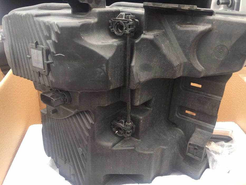 Ford F150 Lampy przod LED I zwykle  NOWE Roku 2018-20