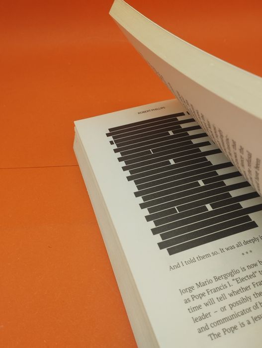 Trust Me, PR od Dead - Robert Phillips