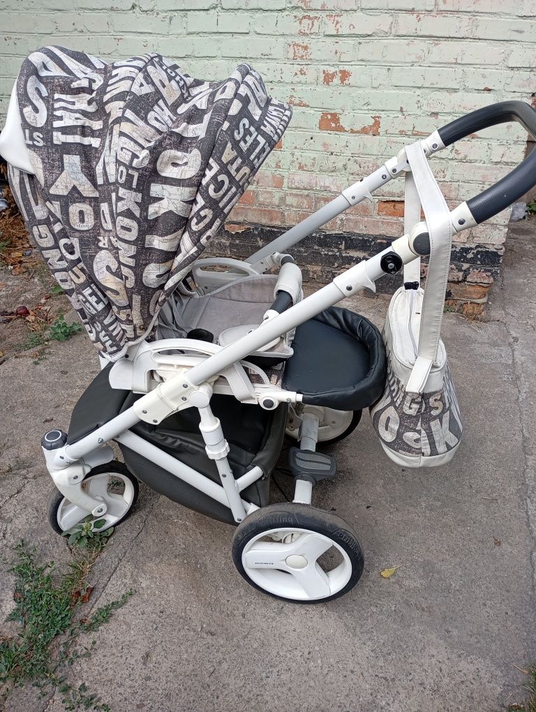 Продам коляску 2в1