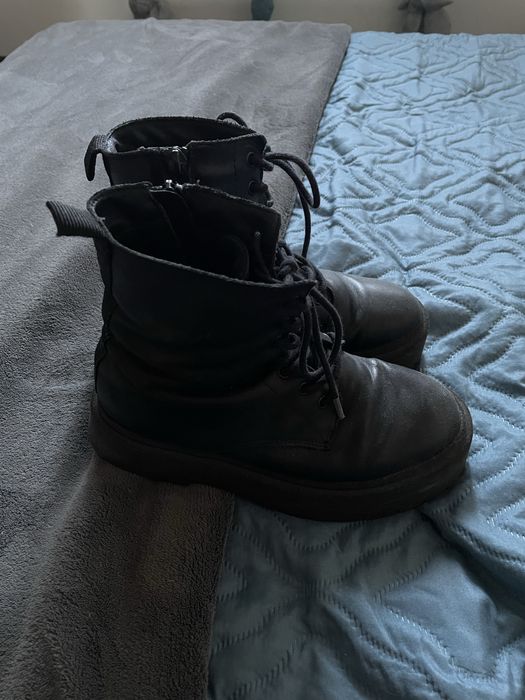 botas pretas seaside