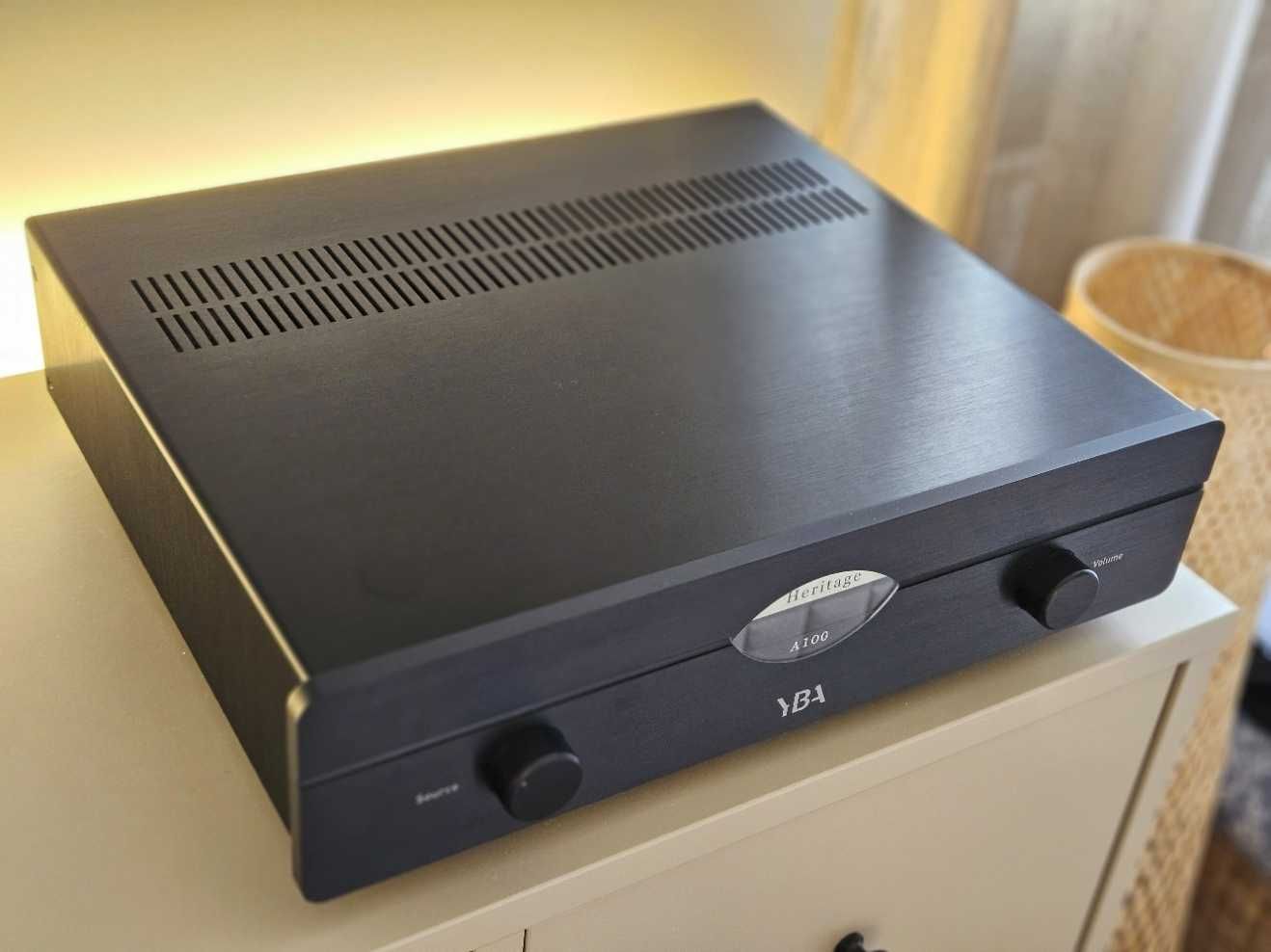Wzmacniacz stereo YBA Heritage A100 - czarny